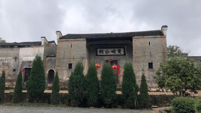 建筑|江西这座千年古村，被誉为“小南京”，八卦建筑布局更显神秘