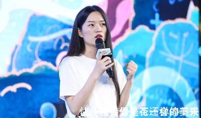 4次参加诗词大会的北大才女问鼎冠军后，网友现在美得像仙女