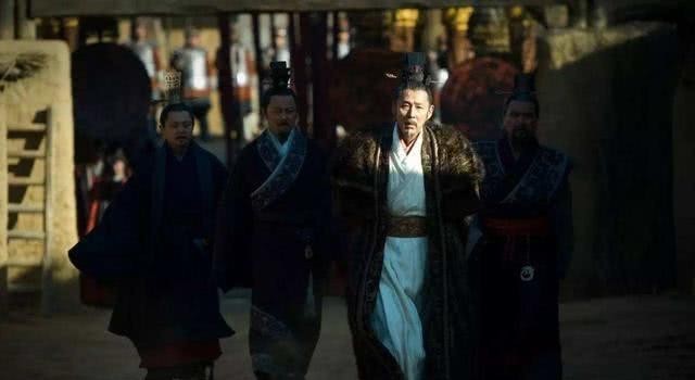 批评|朱元璋与刘邦,皆为平民出身,朱元璋却多次批评刘邦“窝囊”