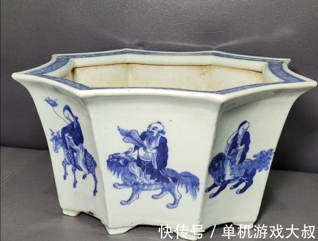 釉质#瓷器鉴赏:青花八仙人物盆,工艺细致