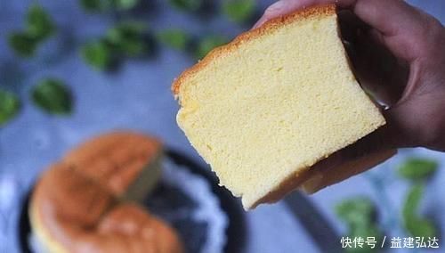 别鼓捣电饭锅蛋糕了,现在流行它!比戚风蛋糕更柔软,简单零失败