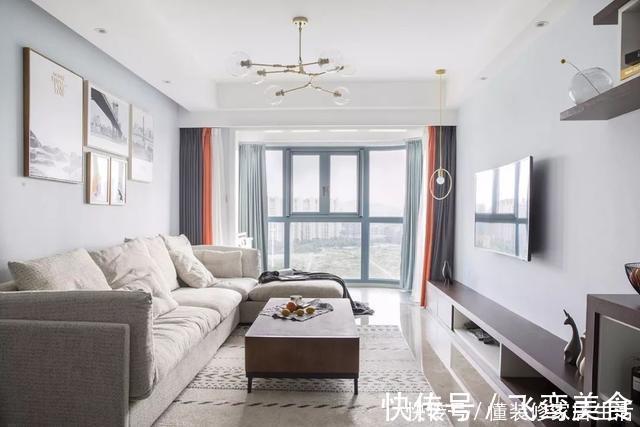 打通|客厅阳台打通,如何利用好阳台空间聪明人这样装,直接多了一间房