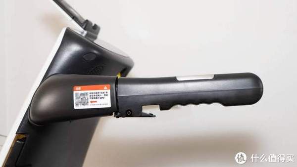 野小兽p30|有了可折叠“摩托艇”跑步机，在家也能做运动，还去什么健身房啊