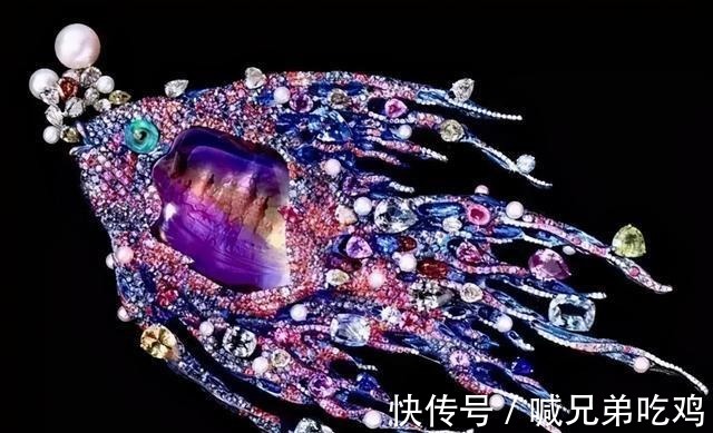 n高级珠宝不沾流俗之气,精致而清高