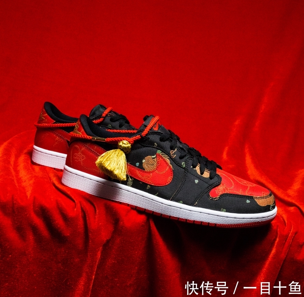 小编一年开箱这么多离谱球鞋！弟弟款AJ1破万！