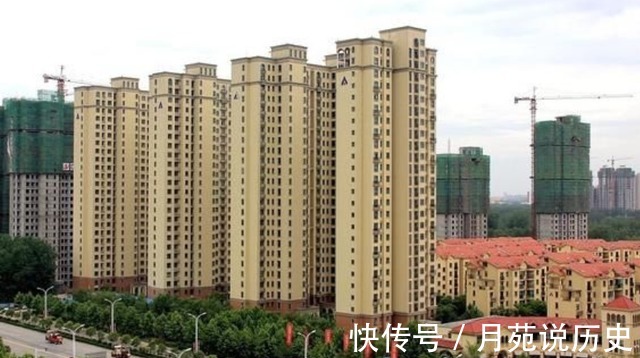 买房子的人|未来10年,离这3个地方的房子会更值钱,李嘉诚等人已点破