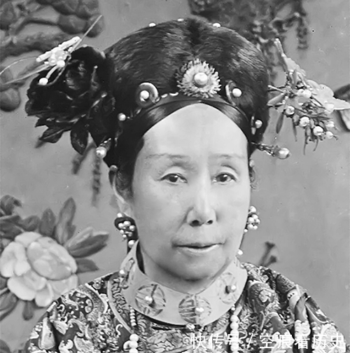 慈禧太后|清朝的美女是什么模样?看下慈禧太后在年轻时的容貌就知道了
