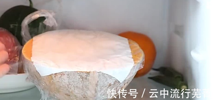 保鲜膜|南瓜吃不完怎么保存教您两招好方法，放3个月不变质，很实用！