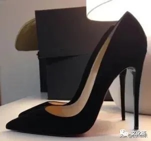 提升|尖头高跟鞋提升个人气质，每个女人都应该有一双