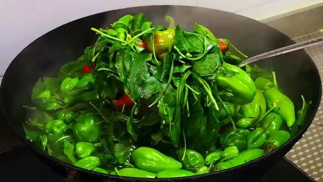 做法|腌辣椒,最忌直接加盐腌,教你正确做法,3个小时就能吃,太香了