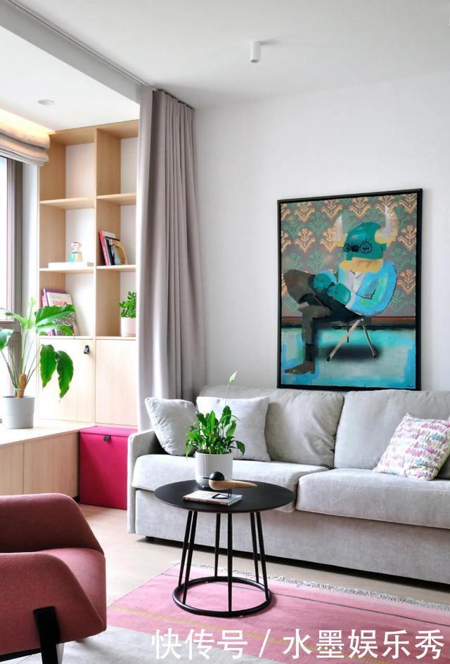 屋主|大龄姑娘买下33㎡小宅，全屋极简装修，卧室抬高45㎝，好舒适