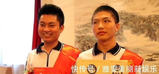 考生|6年前,夺刀救人错过高考的两位考生,后来怎样了?