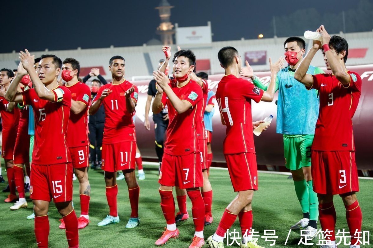 越南队|比中甲门将还丢人!越南主帅打脸众人,韩媒也发声,国足都想帮忙
