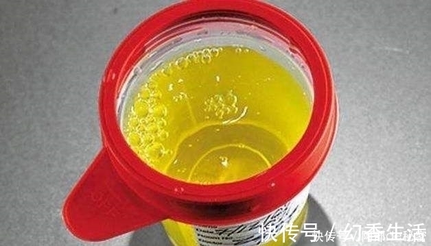 便秘|心火过旺的5个表现,多吃4种食物,不失眠、不便秘、睡得香