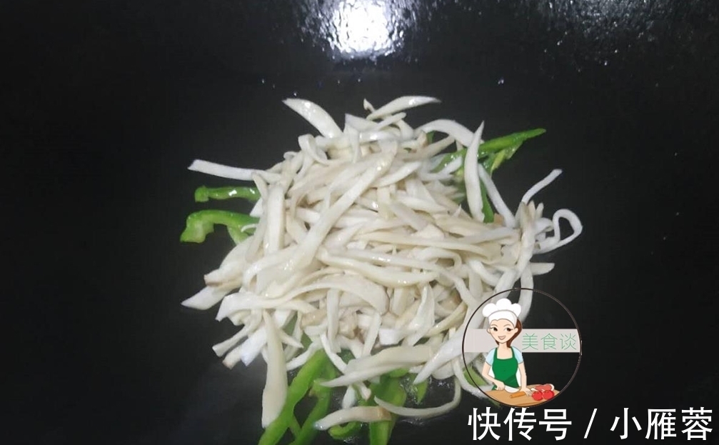 杏鲍菇|三样菜一起炒，太鲜美了，隔三差五做给孩子吃，营养又美味