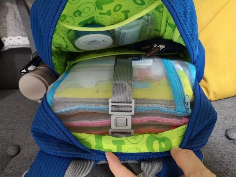 家长|班主任:若孩子书包里藏着这些小物件,家长要警惕,可能是早恋了