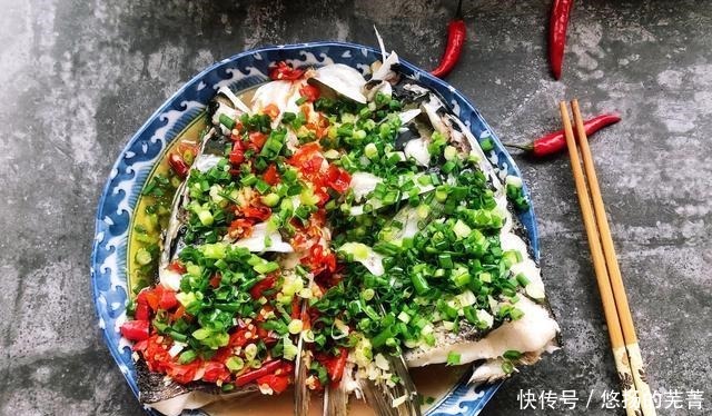 椒鱼头好吃吗这就是你没有注意到这种方法!在家里也可以做到