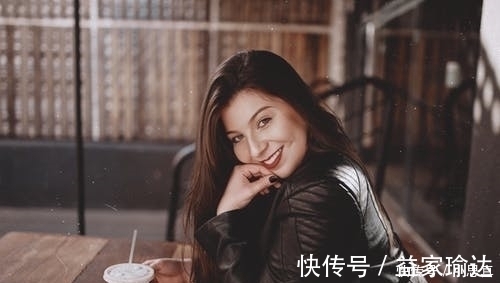 母亲|“闺女,你有孩子也得养4岁弟弟”“妈,我是全职妈妈,怎么养”