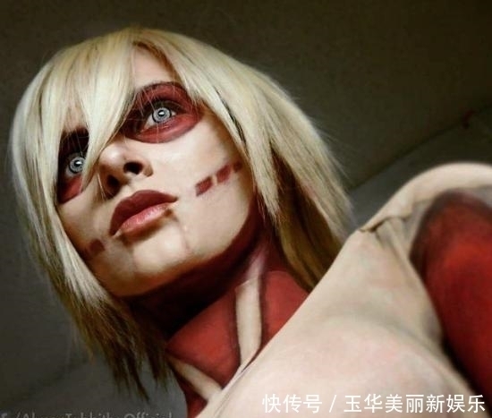 作品|两位仿妆大佬,你更喜欢谁的作品,颜值下的容颜真的要给赞