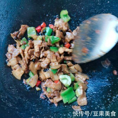 我奶奶教我的家常回锅肉的技巧，一定要加它才好吃