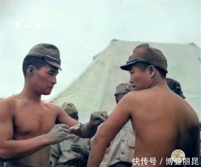 侵华|上色老照片：侵华战场上真实的日军士兵，高歌时和战败时很不一样