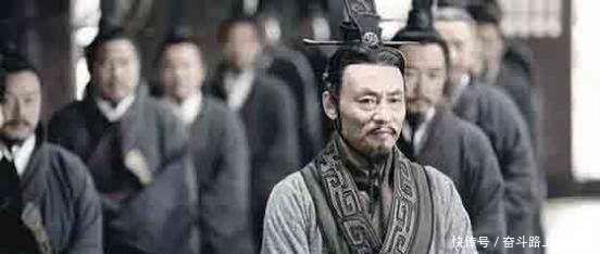 皇帝|将军功高盖主，自愿解甲归田，皇帝留下来，我绝不杀你！