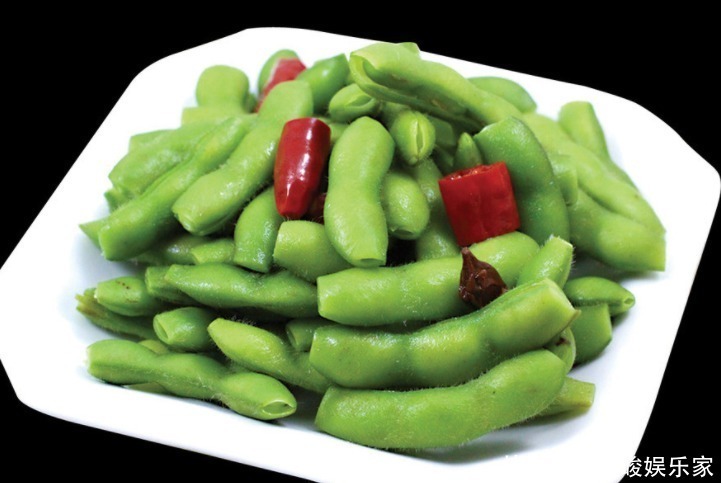 营养物质|煮毛豆时，直接煮大错特错，加此物，翠绿好吃不发黄，很多人不懂