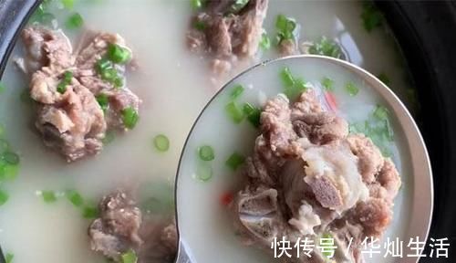 羊肉|天冷进补，不吃排骨也要多吃它，加一物熬一熬，汤白肉鲜，真滋补