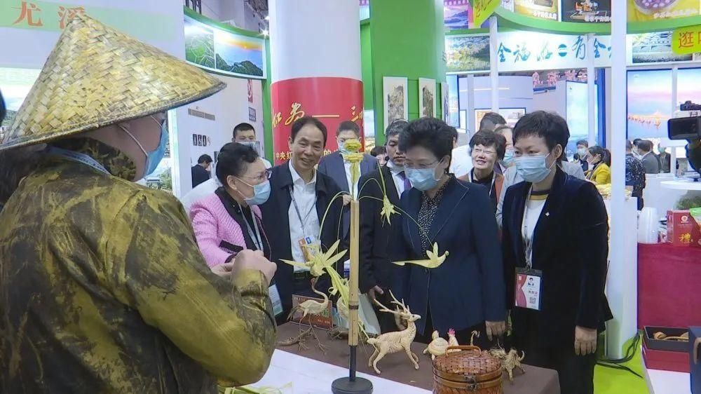  博览会|第十三届海峡两岸（厦门）文化产业博览会，泰宁文创产品获赞赏！