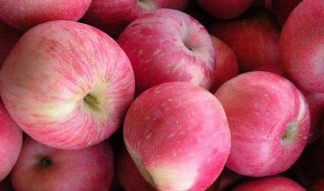 果脐|买苹果,不是越红越好,谨记这4个窍门,苹果清甜响脆又好吃!