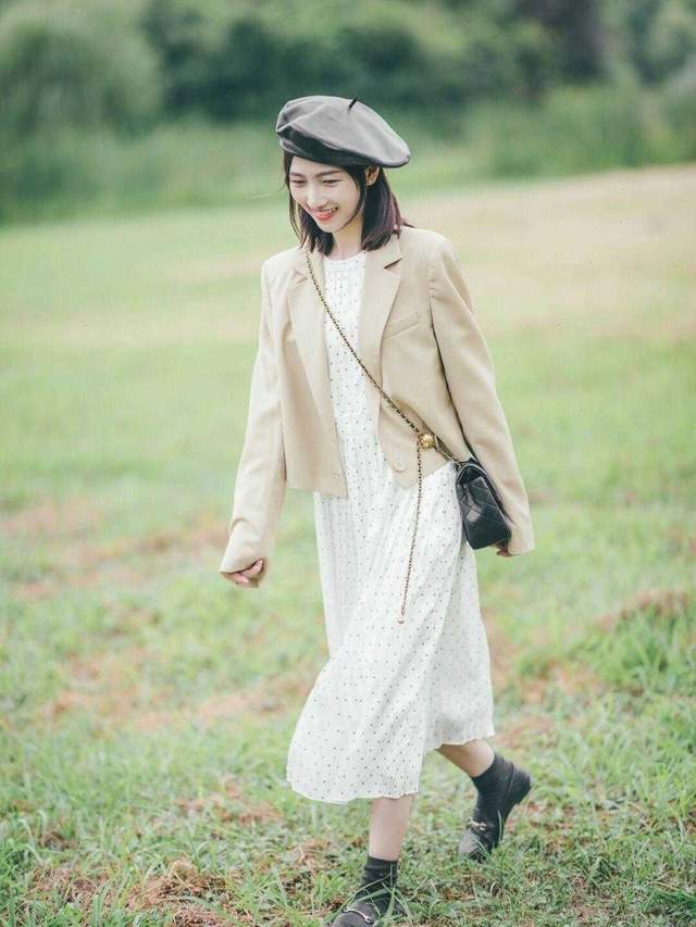 层次感|初秋这样穿明明很简单，但气质与高级并存，照着穿就能做到很洋气