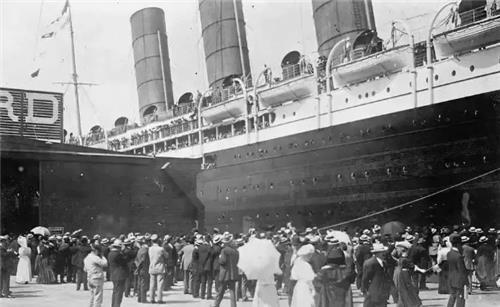 西方|1912年泰坦尼克号沉没6名生还的中国人，戳穿西方百年前的谎言