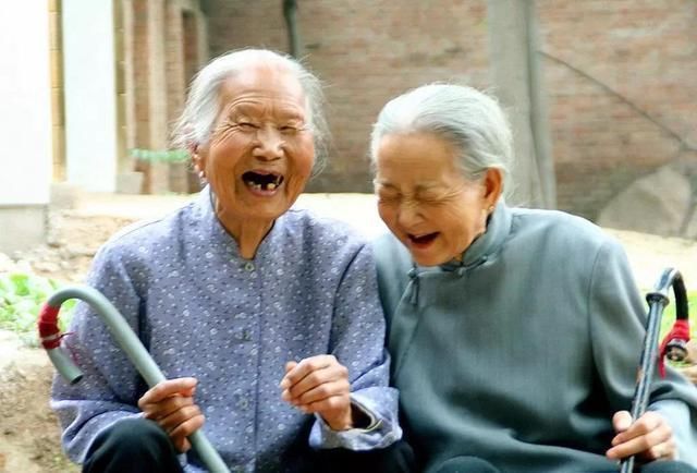 刮胡子|男人寿命长短，就看刮胡子的次数相信很多人都陷入过这个误区