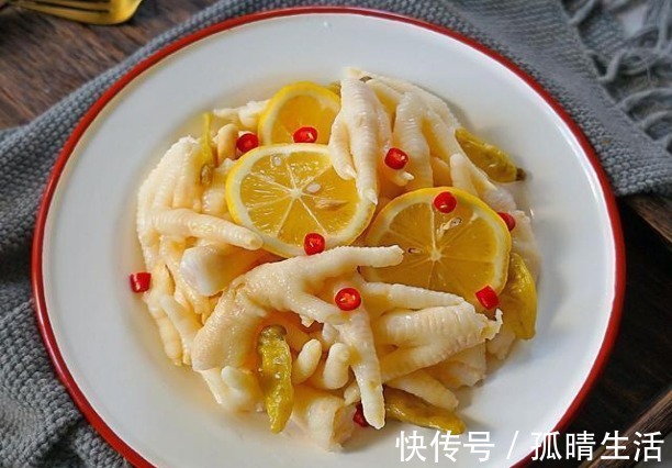 泡椒凤爪|美食推荐杂粮焖南瓜、川味白斩鸡、菜心炒腊肠、泡椒凤爪的做法
