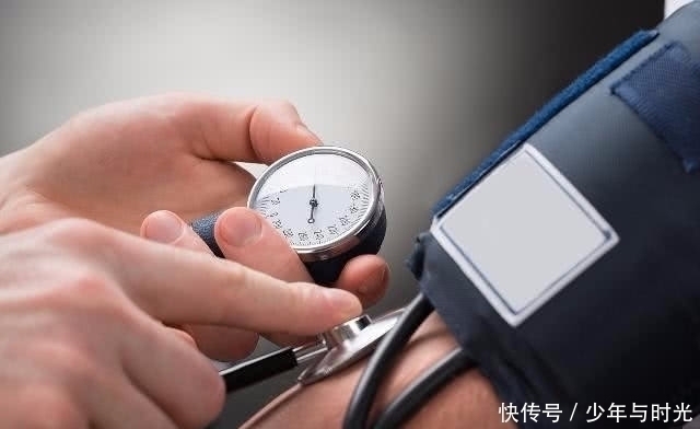服用降壓藥|高血壓：每天吃“降壓藥”的人，你可能忽視了3個“細節”！