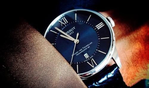 请资深表友建议，入门者应该入手什么腕表？