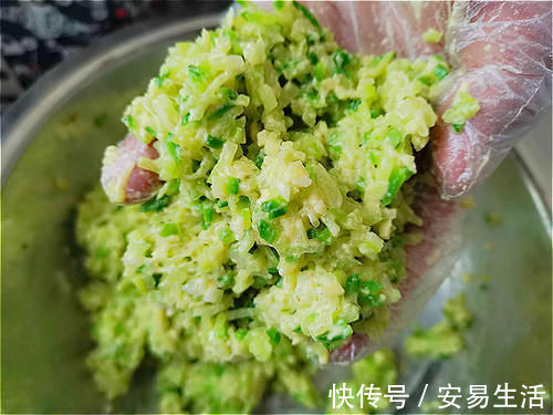 萝卜|秋后,萝卜这样吃才解馋!切一切,炸一炸,外酥里嫩还不油腻,香