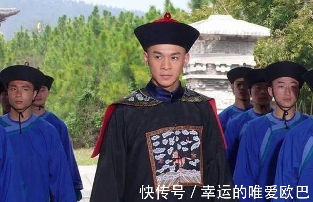 岳飞墓@秦桧后人中状元,路过岳飞墓留下两句诗,成千古名句被世人称赞