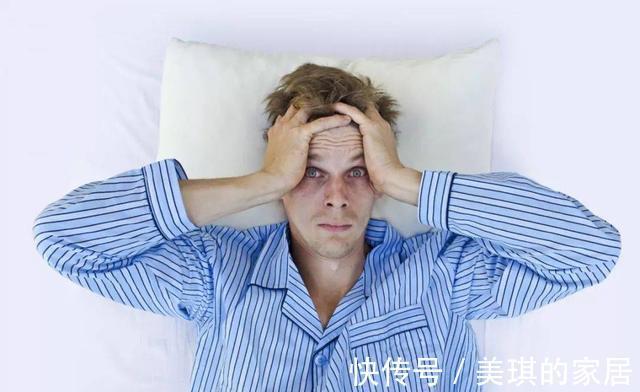 褪黑素|失眠成了常态？别只依赖失眠药物，想睡个好觉，可补充四种营养素