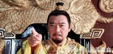 暮登天子堂|皇帝问状元哪里人，状元不假思索说出四个字，结果直接凉了！