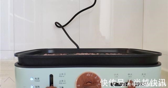 早餐|天冷,45岁老阿姨迷上了这早餐,1周吃3次,别看黑乎乎,特营养