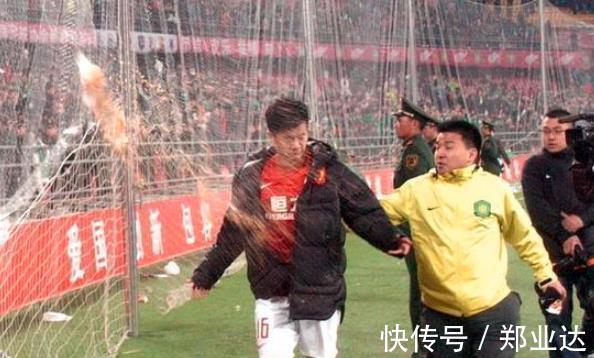 广州队|再见！“郑智接班人”和前国足队长将退役，2人携手助恒大夺得9冠