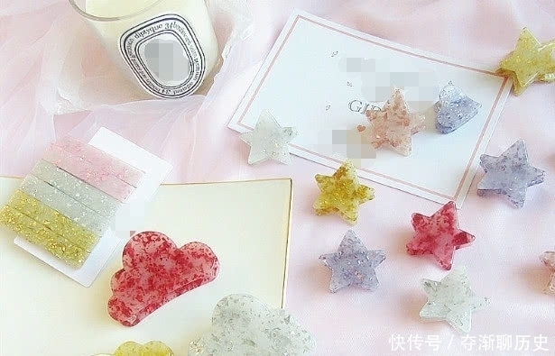 珍珠|现在珍珠发卡已过时,00后都戴“液体夹”,头发水润美成仙女!