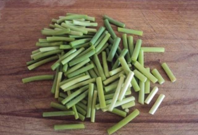 养颜抗衰|此菜是女人的“天然黄体酮”,女人常吃,养颜抗衰,45岁不显老