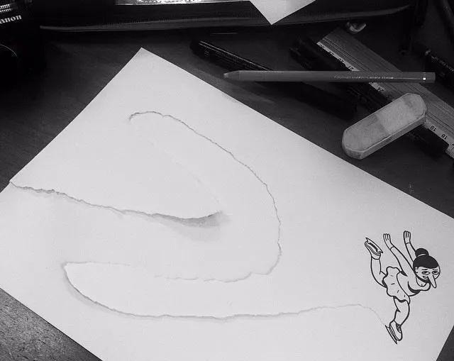 插画#一张纸玩起了3D游戏,网友评论只有无聊又有才的人才能做到