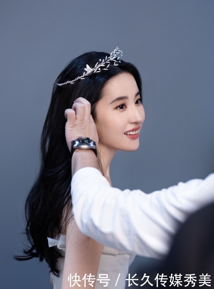 女生好看的3种鼻型:水滴鼻少见,小翘鼻最完美,有你的鼻型吗?