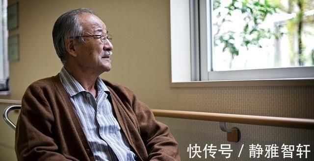 排便|3种食物是便秘“祸根”,越吃肠道越拥堵,劝你少碰