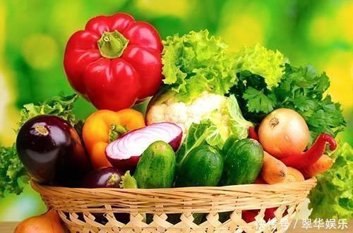 激素分泌|乳腺癌多是“拖”出来的,身上出现“2疼、2凸出”,希望你留意