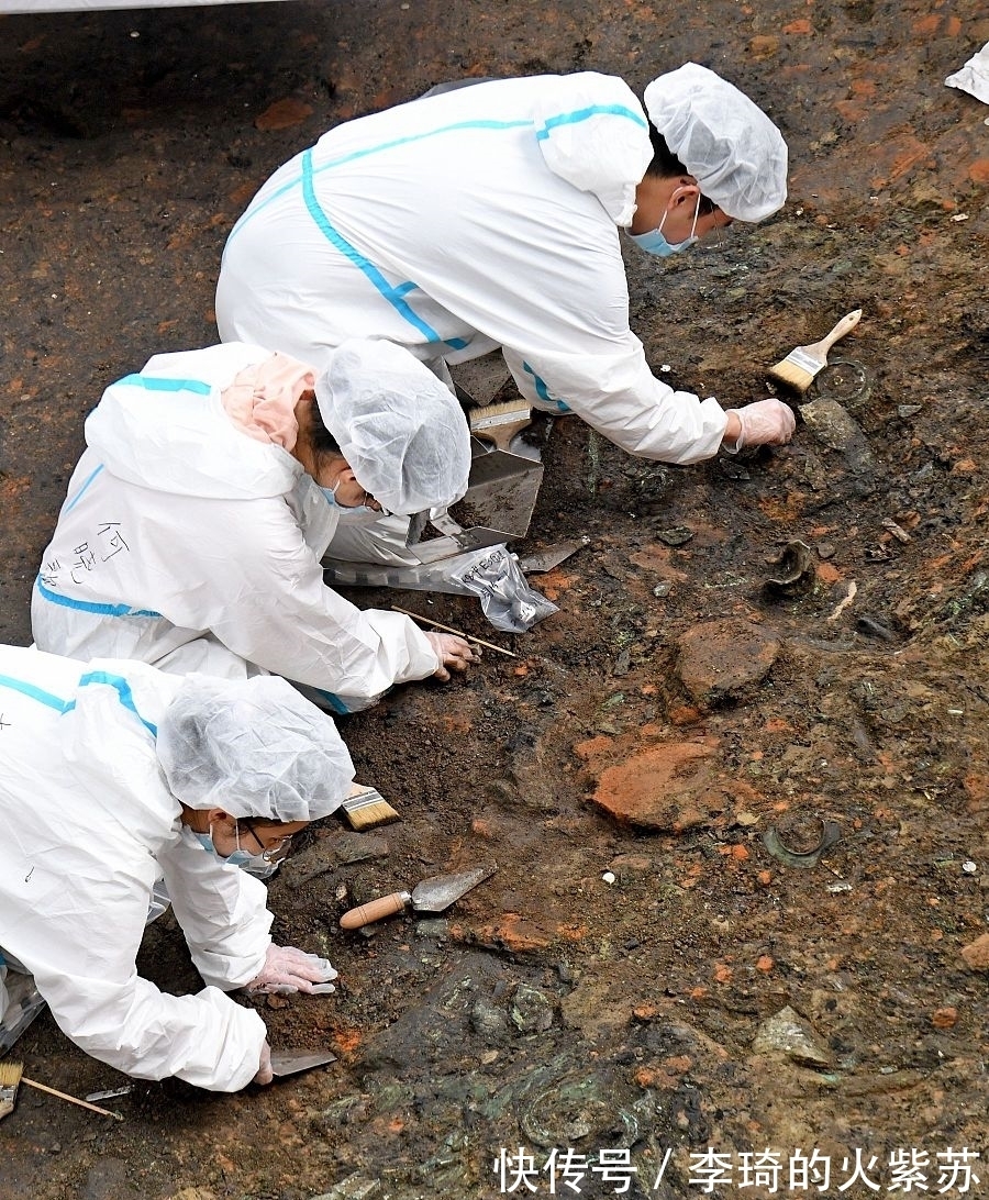 古蜀国$三星堆挖出华夏文明的真相，山海经竟然是古文明史书