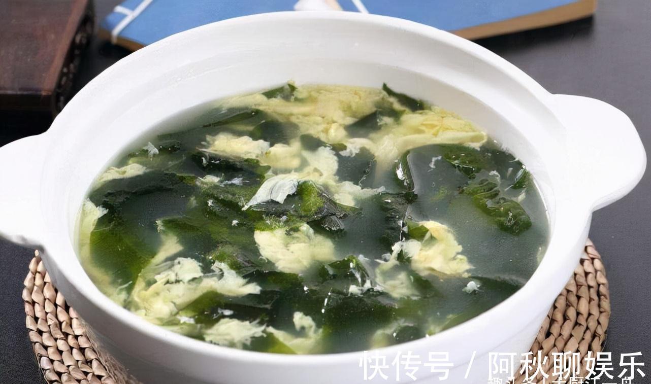 不管做啥鸡蛋汤，牢记“2放3不放”，鸡蛋嫩滑不散花，很多人不多